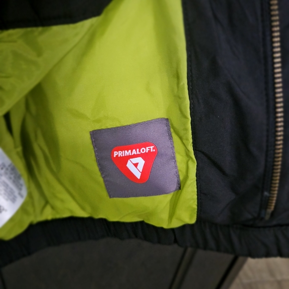 Gap age 6 to 7 Puffer - Picture 7 of 8